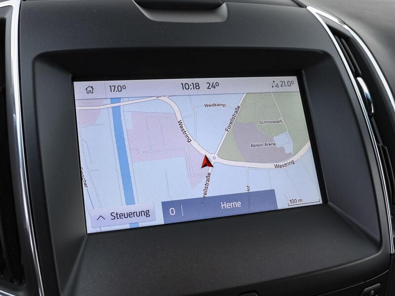 Fahrzeugabbildung Edge NAVI SHZ PDC Bild 6 von 15
