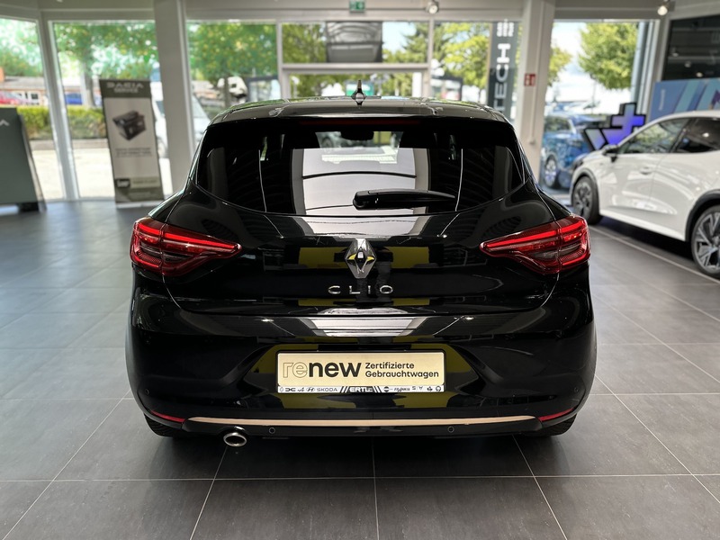 Fahrzeugabbildung Clio LUTECIA TCe 90 Bild 18 von 50