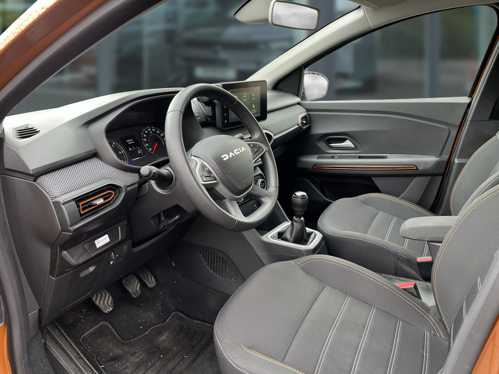 Dacia Sandero – Bild 9