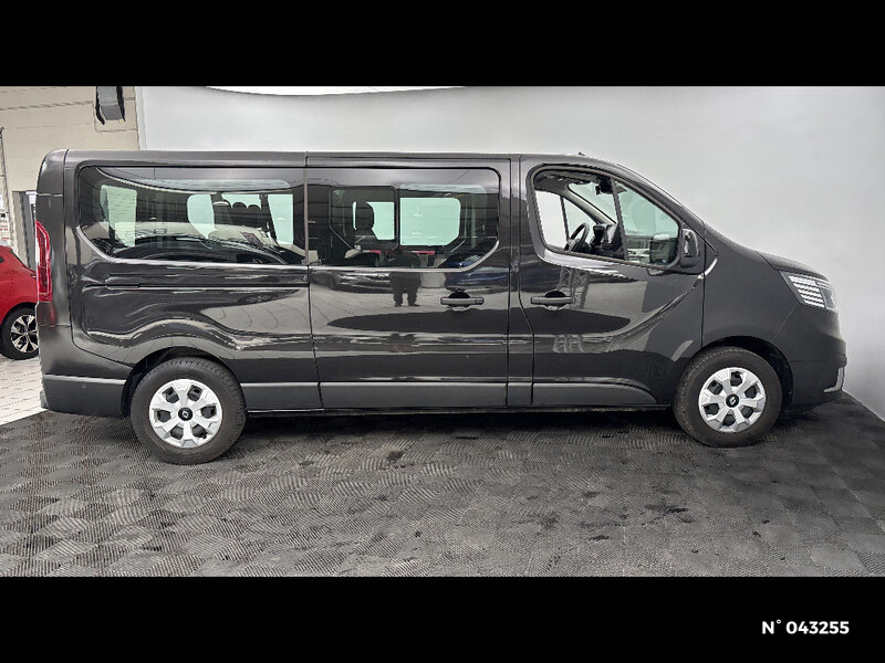 Renault Trafic Combi