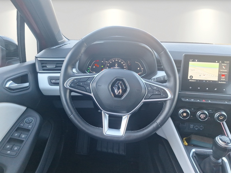 Fahrzeugabbildung Clio TECHNO TCe 90 Bild 13 von 17