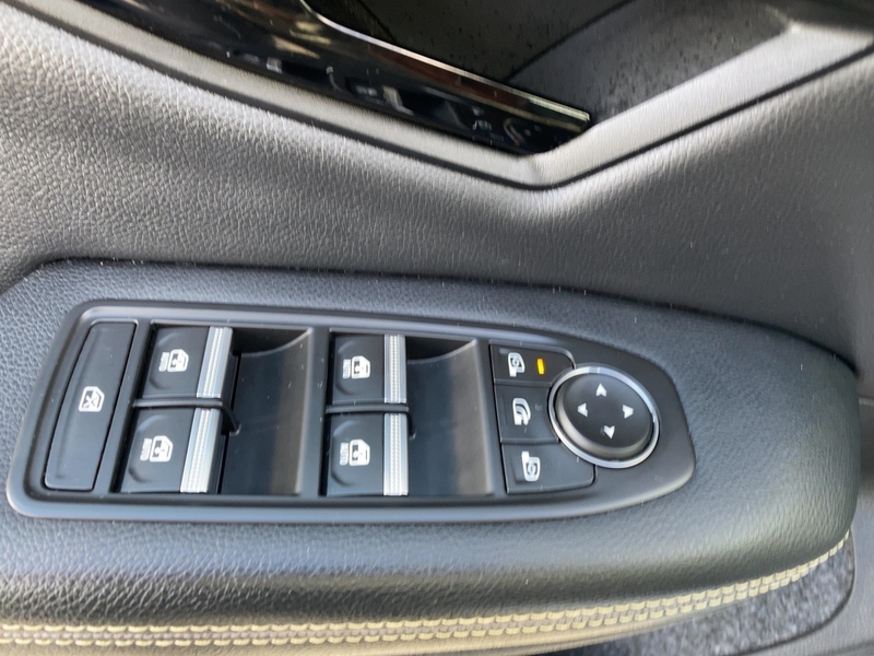 Fahrzeugabbildung Megane E-TECH Iconic 100% elektrisch 218PS Bild 13 von 19