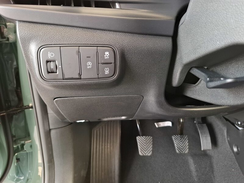 Fahrzeugabbildung i20 1.2 Benzin (79 PS) 5-MT 2WD Select Bild 31 von 37