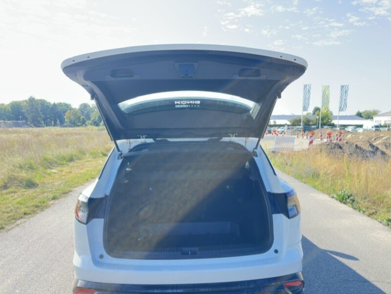 Fahrzeugabbildung Austral Equilibre Mild Hybrid Bild 7 von 16