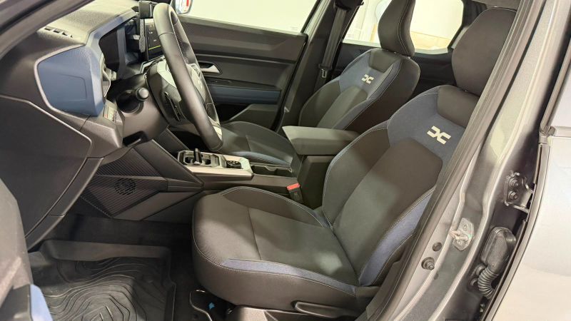 DACIA Duster 2025 — imagine 31