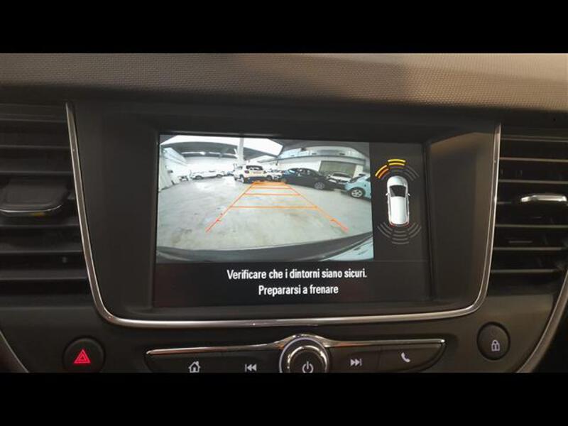 Opel Crossland X