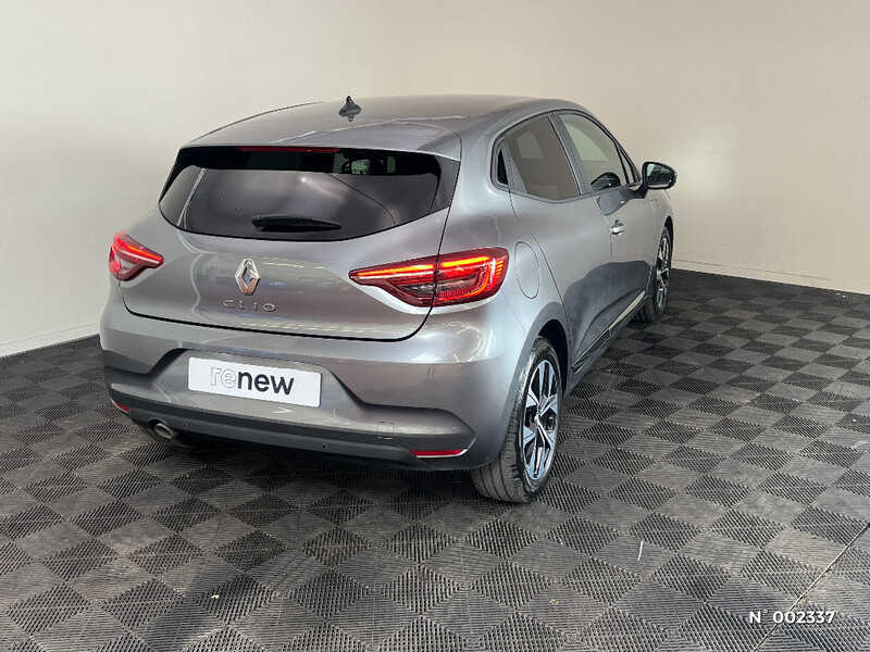 Renault Clio V