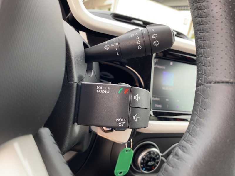 Fahrzeugabbildung Twingo ABS Fahrerairbag ESP SERVO ZV Bild 16 von 21
