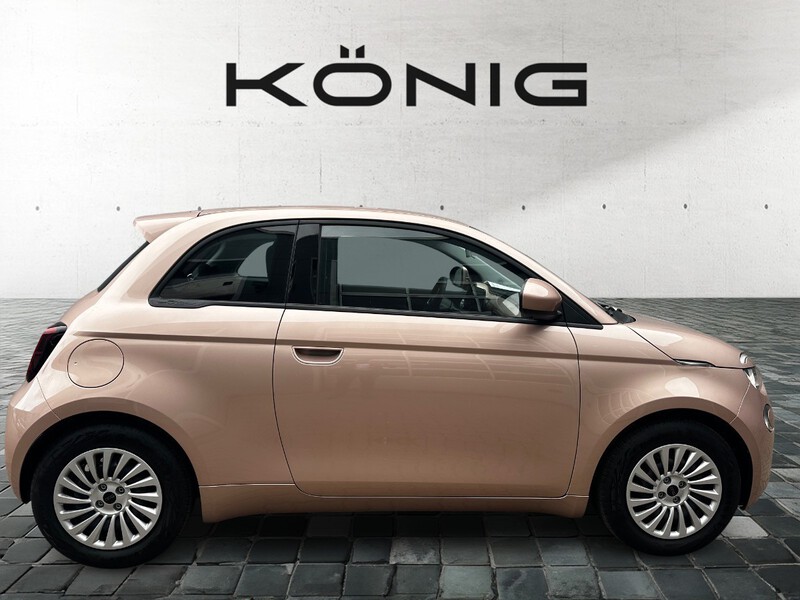 Fahrzeugabbildung 500e 42kWh 118PS Automatik Klimaautomatik DAB+ Bild 6 von 20