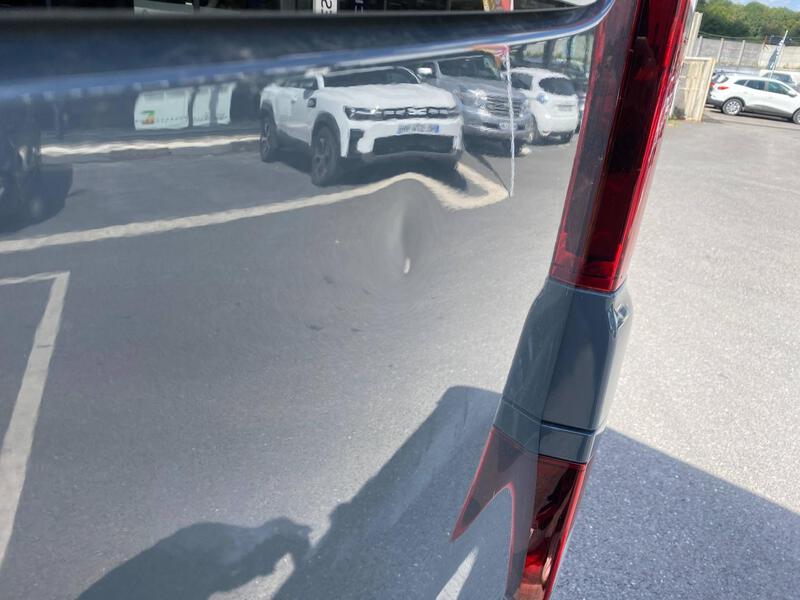 Renault Trafic Combi