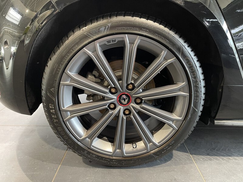 Fahrzeugabbildung Megane R.S. TCe 280  Bild 17 von 49