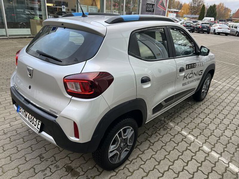 Fahrzeugabbildung Spring Business Automatik Klima*Navi*Rückfahrcam Bild 3 von 12
