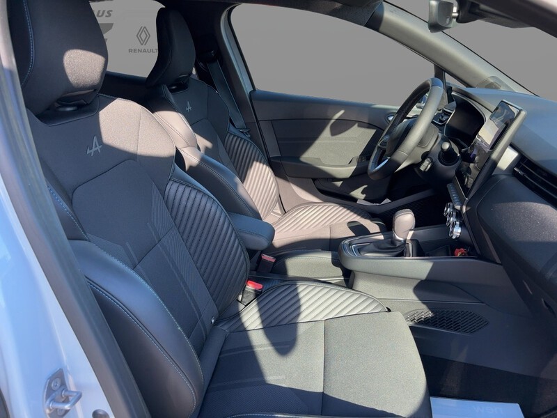 Fahrzeugabbildung Clio + BOSE Bild 9 von 10