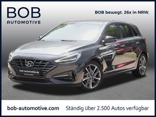 i30
