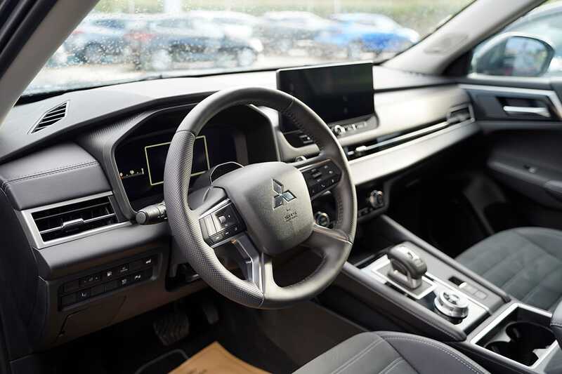 MITSUBISHI Outlander Outlander 2.4 PHEV Intense — photo 5