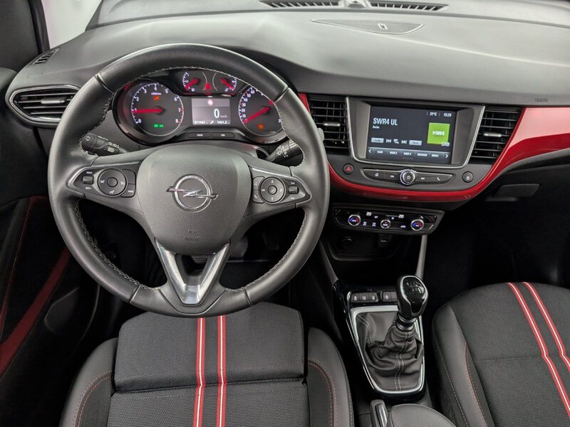 Fahrzeugabbildung Crossland 1.2 GS Line Kamera LED CarPlay Bild 15 von 37