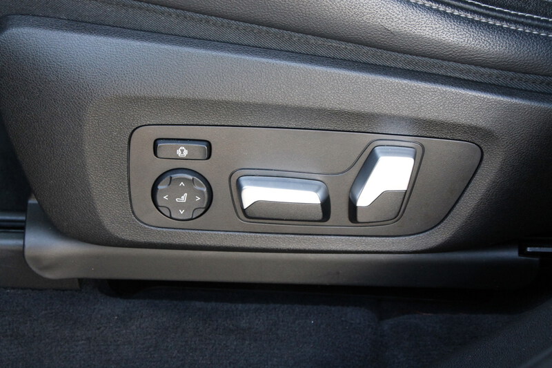 Fahrzeugabbildung X3 xDrive 20 d 2.0 xDrive SAV Bild 16 von 23