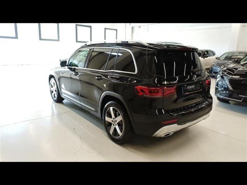 Mercedes GLB
