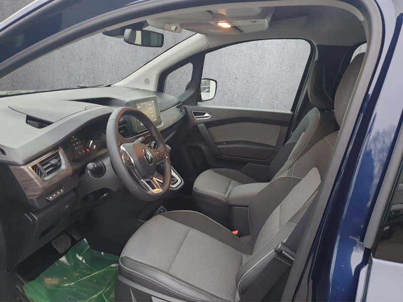 Fahrzeugabbildung Kangoo E-TECH E-Tech Paket Techno EV45 AC22 Bild 9 von 15
