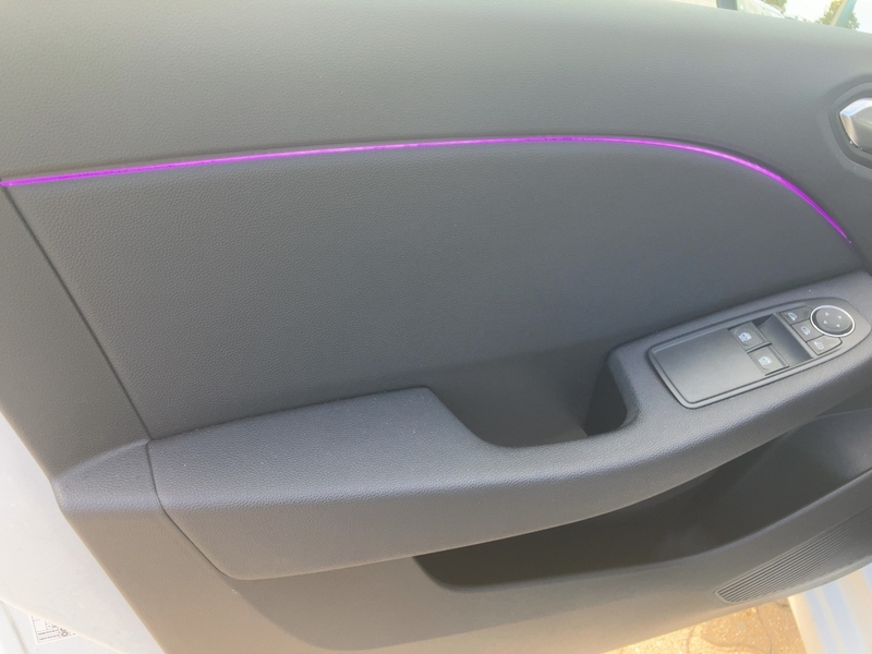 Fahrzeugabbildung Clio BUSINESS SCe 75 Navi+Klima Bild 14 von 20