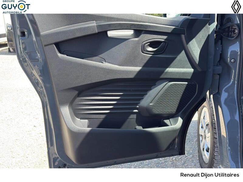 Renault Trafic Combi