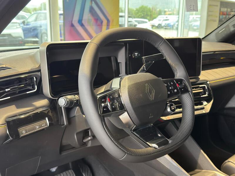 Fahrzeugabbildung R 4 E-Tech elektrisch Iconic 150 Comfort Range Bild 12 von 12