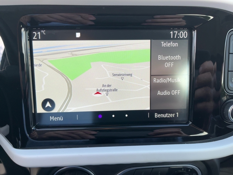 Fahrzeugabbildung Twingo SHZ Kamera Navi Bild 9 von 16