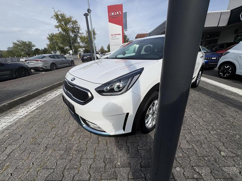 Fahrzeugabbildung Niro 1.6 Plug-in Hybrid Vision Bild 9 von 18