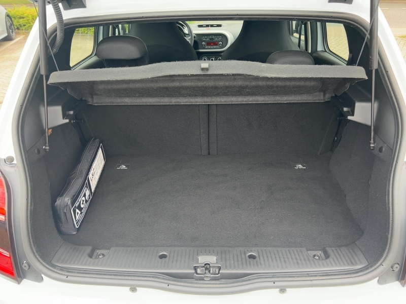 Fahrzeugabbildung Twingo 1.0 SCe 65 Zen Bild 10 von 15
