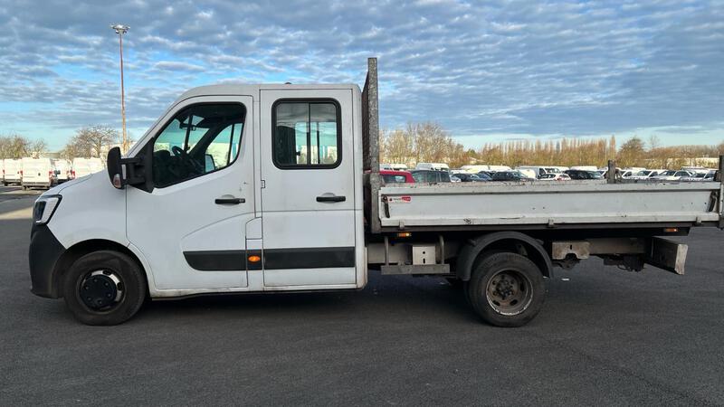 Renault Master Chassis Double Cabine