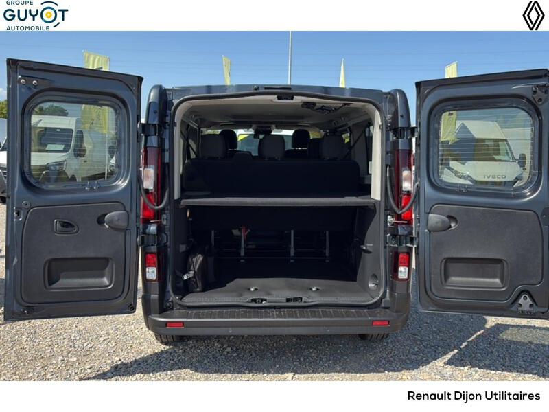 Renault Trafic Combi