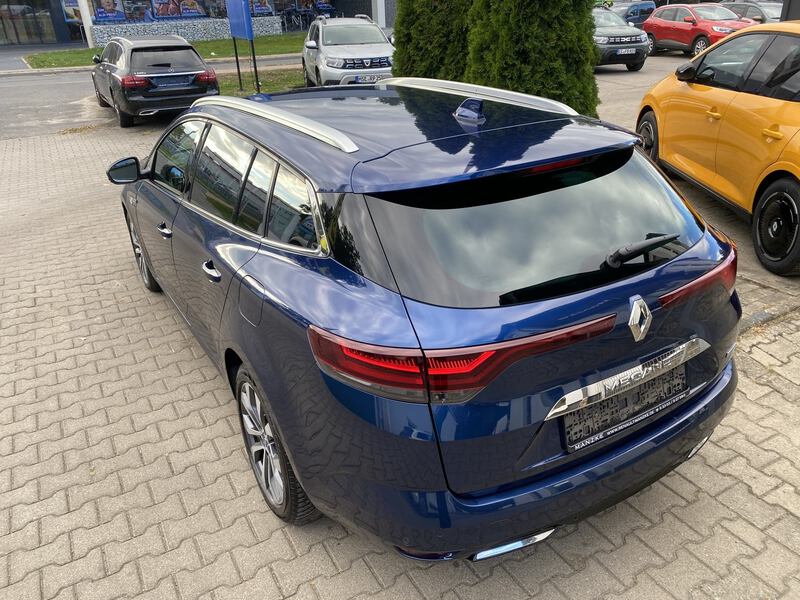 Fahrzeugabbildung Megane Grandtour INTENS E-TECH PLUG-IN 160 Bild 6 von 19