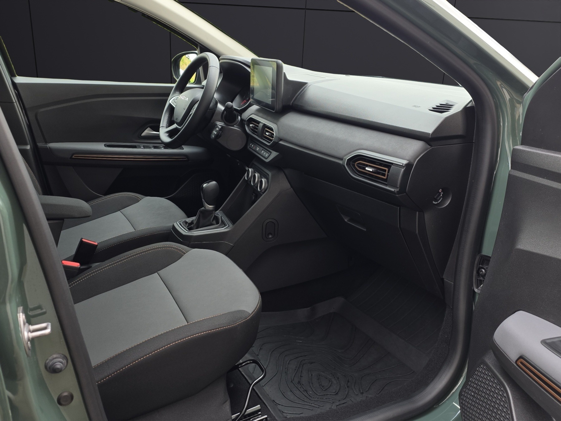 Dacia Sandero – Bild 6