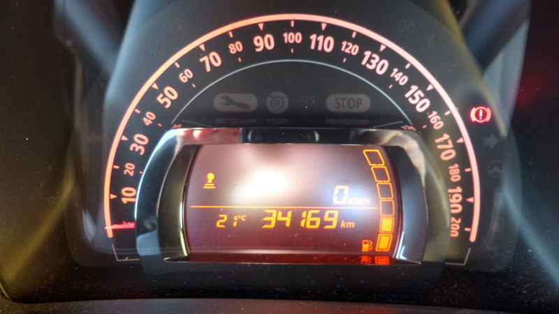 Fahrzeugabbildung Twingo Bluetooth Tempomat Lichtautomatik Bild 11 von 15