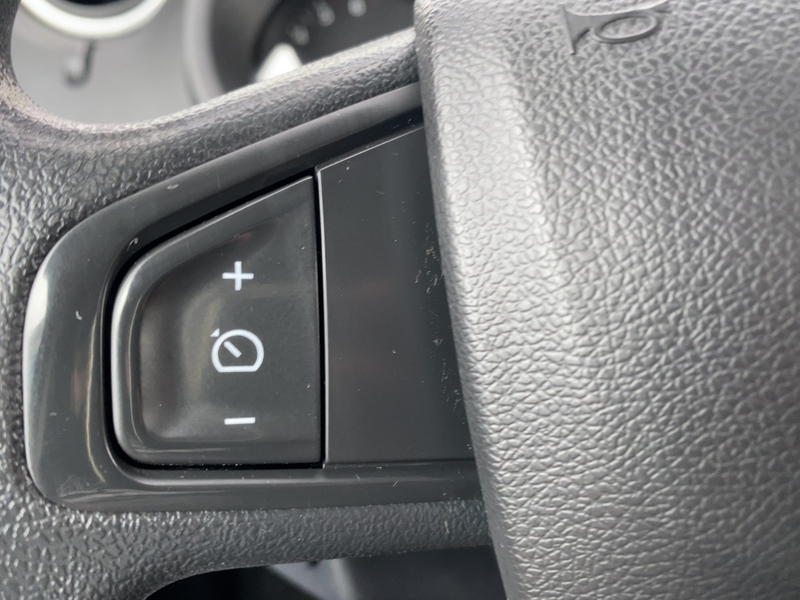 Fahrzeugabbildung Kangoo ABS Fahrerairbag Bild 14 von 21