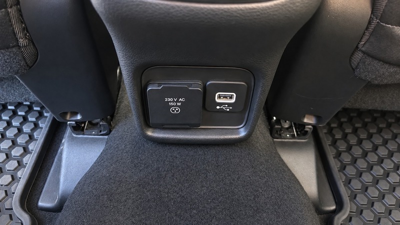 Fahrzeugabbildung Compass MultAir 170PS 4x4 Bild 8 von 19