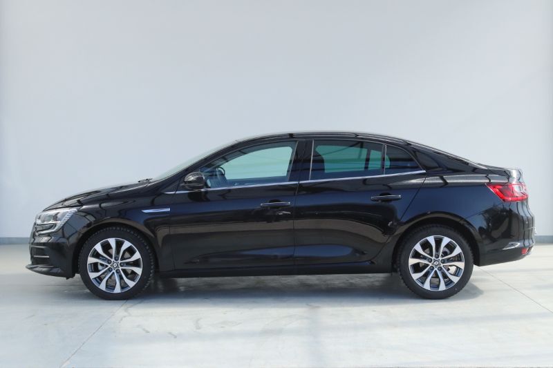 RENAULT Megane 2024 — imagine 3