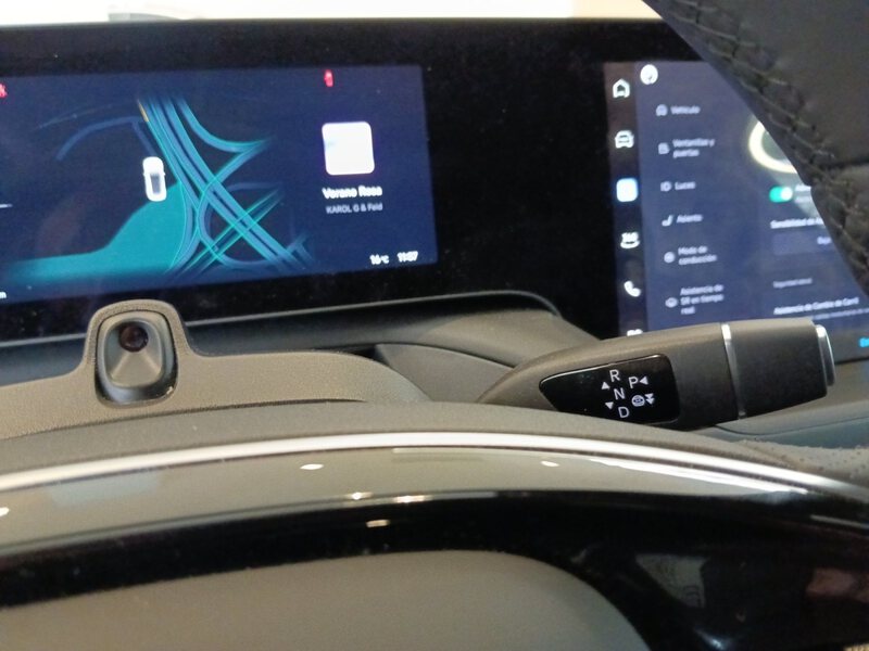 Xpeng P7