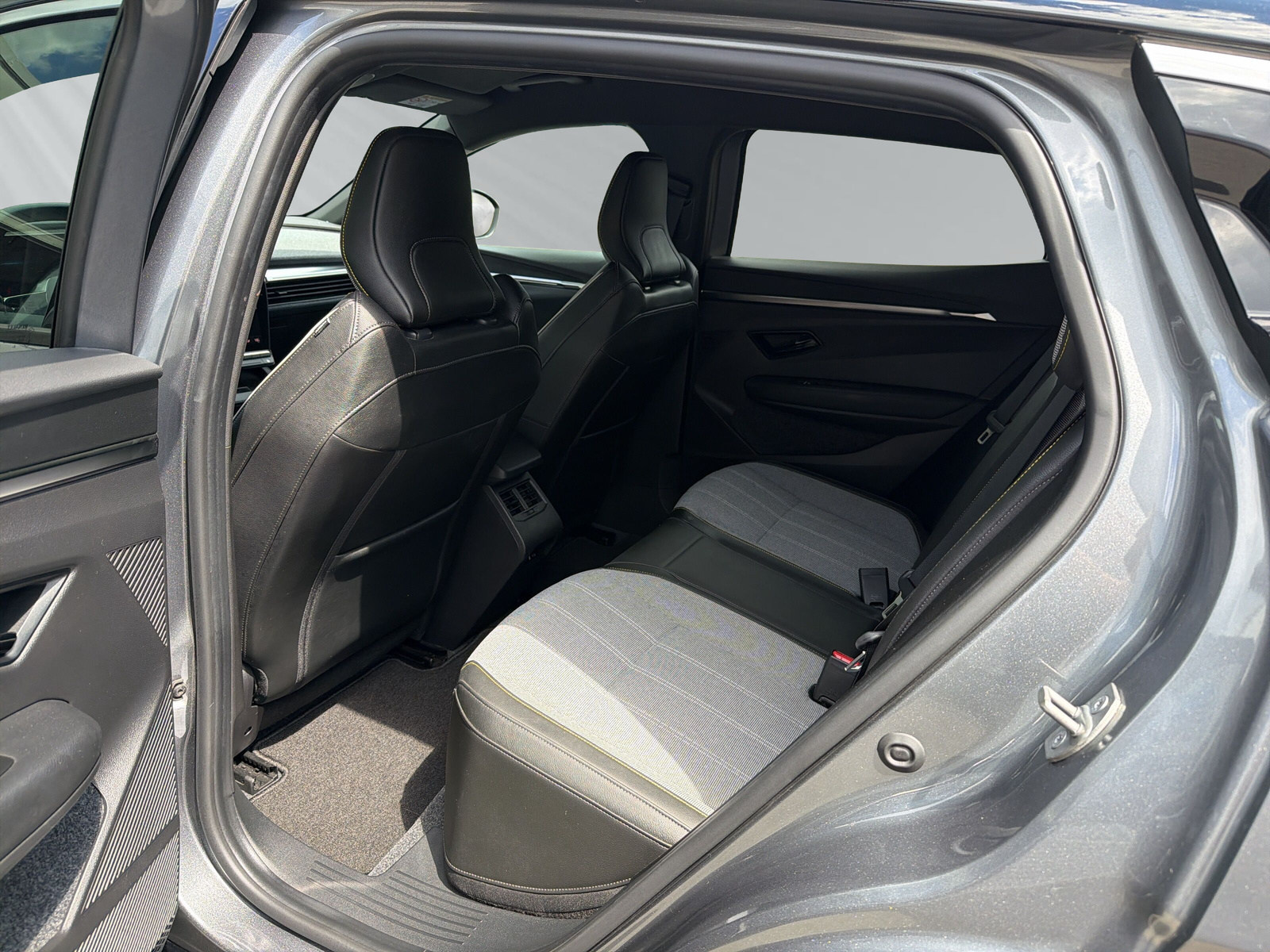 Renault Megane E-TECH – Bild 8