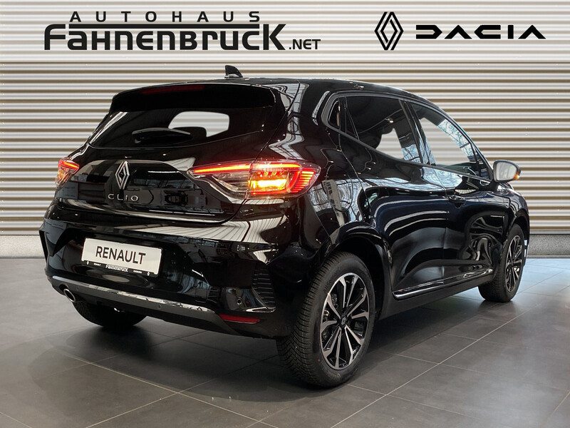 Fahrzeugabbildung Clio Navi Sitzheizung PDC Bild 5 von 20