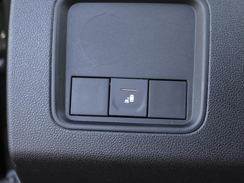 Fahrzeugabbildung Duster NAVI SHZ PDC KLIMA BT Bild 12 von 15