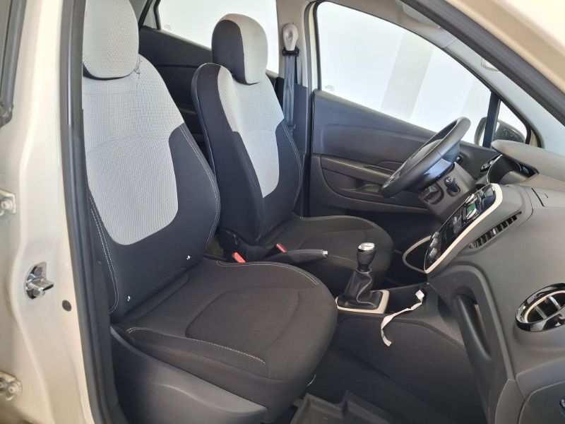 RENAULT Captur 2018 — imagine 16