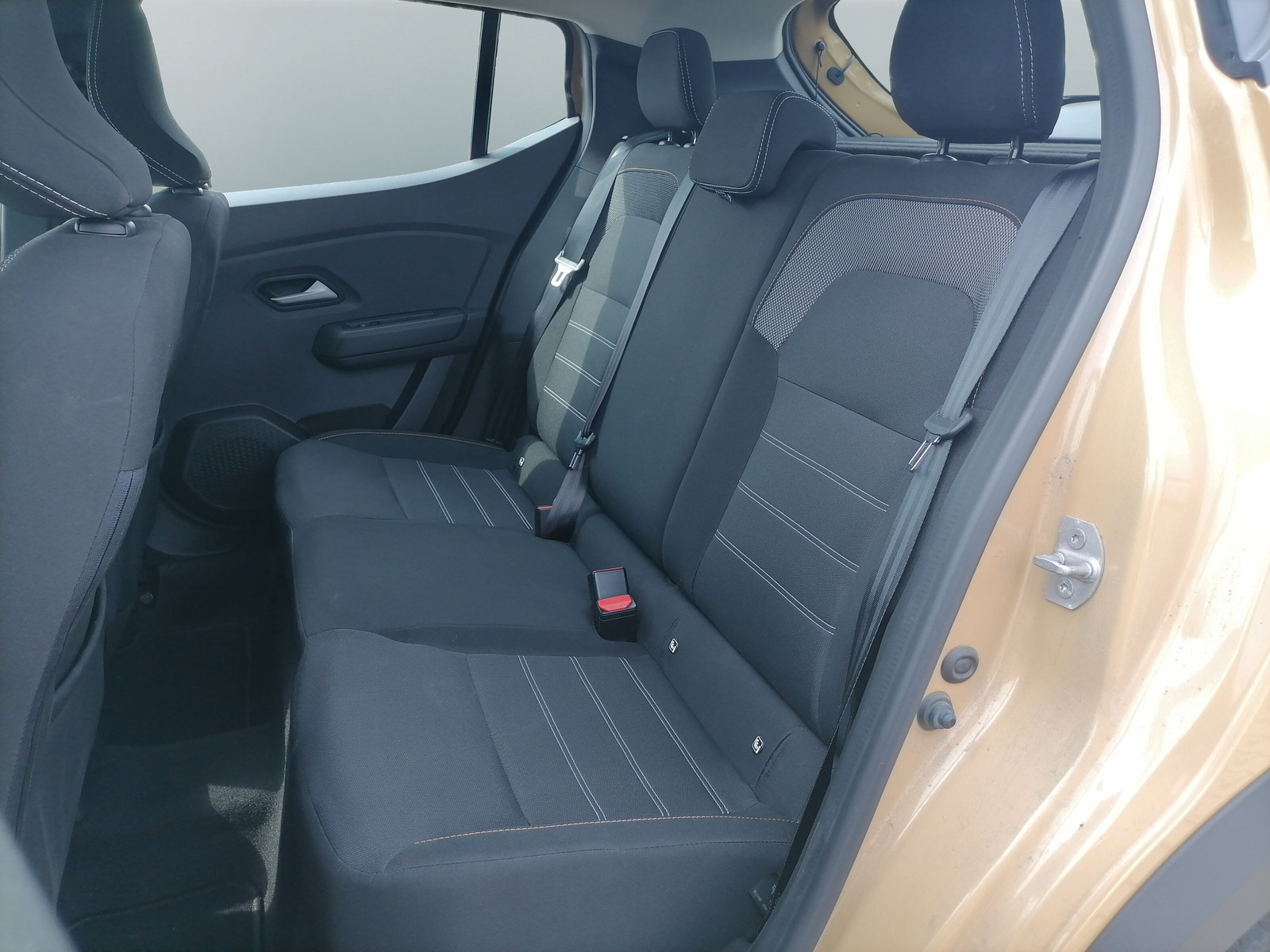 Dacia Sandero – Bild 9