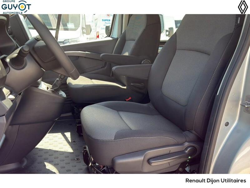 Renault Trafic Combi