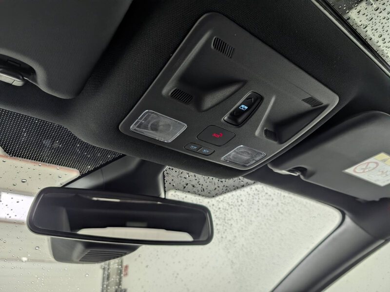 Fahrzeugabbildung Puma 1.0 EcoBoost MHEV ST-Line X Schiebedach Bild 39 von 42