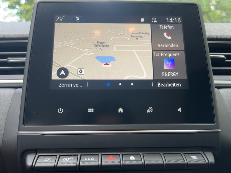 Fahrzeugabbildung Captur Kamera Sitzhzg Navi Bild 14 von 21