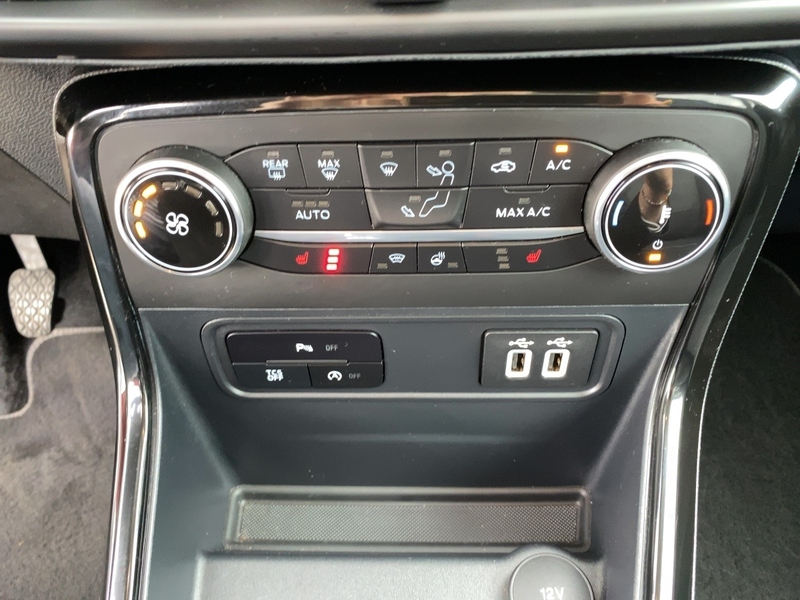 Fahrzeugabbildung EcoSport ABS ESP Bild 17 von 20