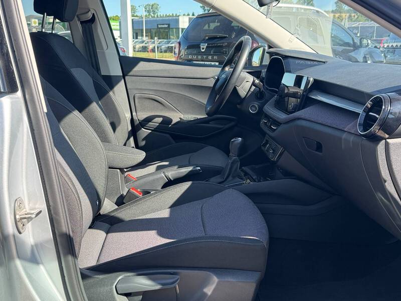 Fahrzeugabbildung Fabia *Klima/CarPlay/EPH* Bild 8 von 12