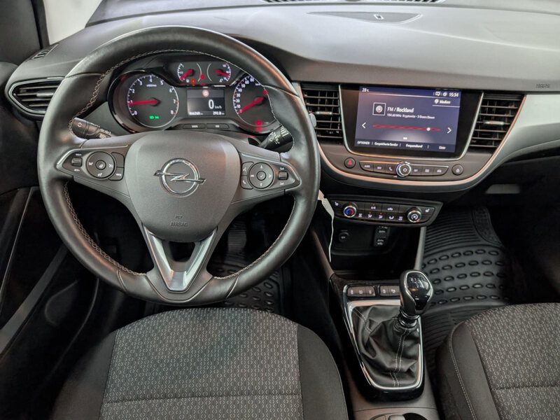 Fahrzeugabbildung Crossland X 1.2 Turbo Edition Navi LED Klima Bild 14 von 33