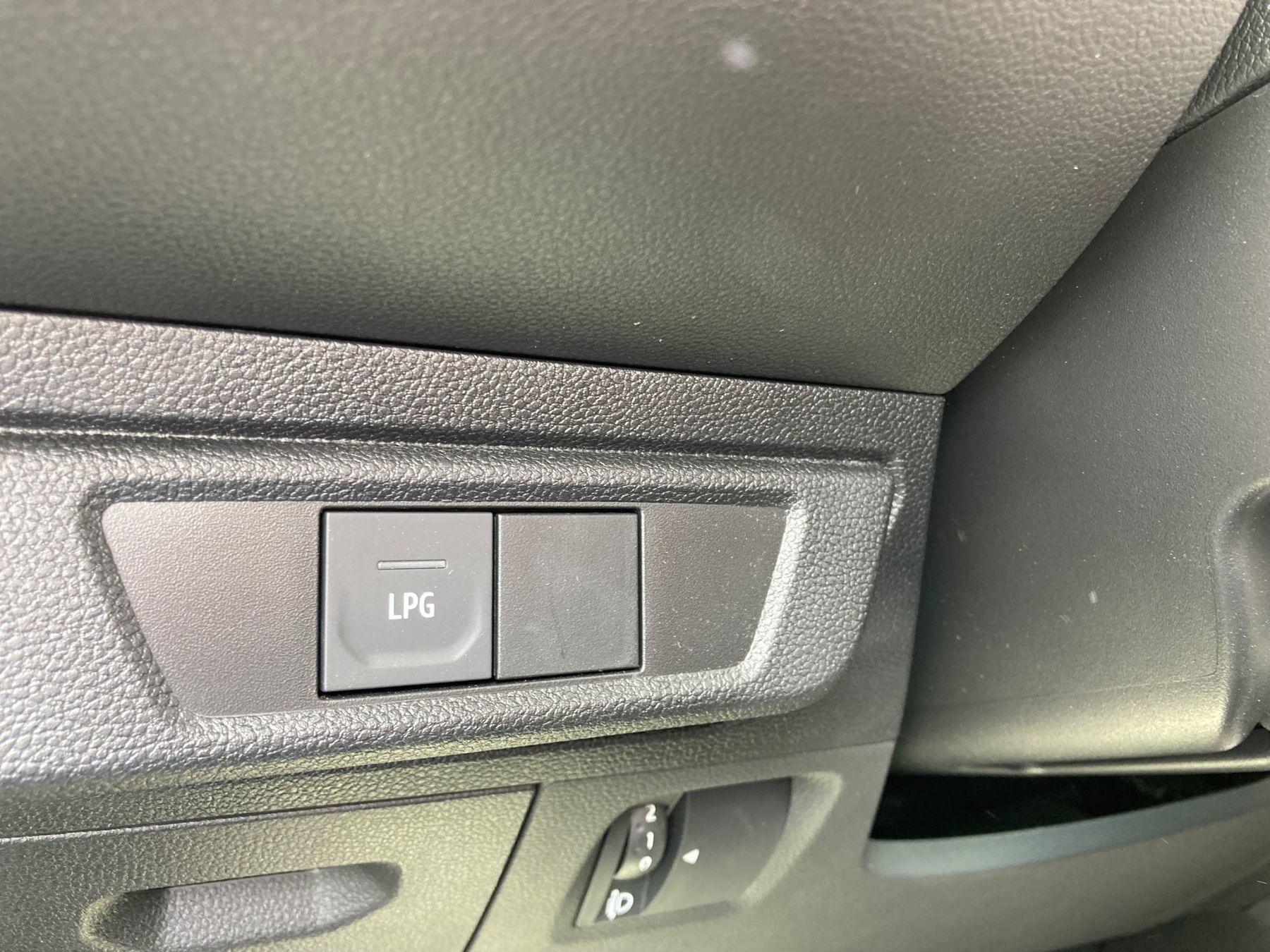Dacia Sandero – Bild 13
